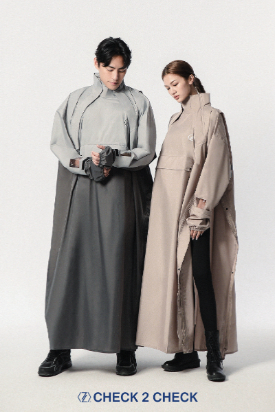 C2C 側開瞬穿後背包極鋒雨衣2.0．送秒穿雨鞋套